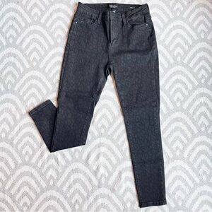 JUDY BLUE High Rise Black Leopard Skinny Fit Jeans 7/28